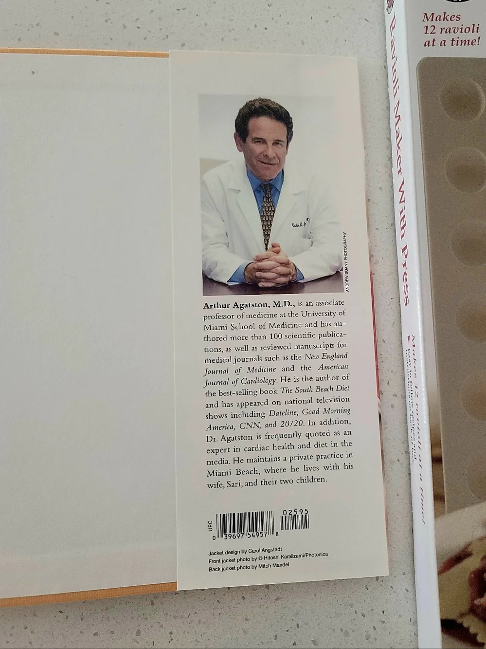 Bundle: Ravioli Maker & Cookbook - Picture 4 of 7